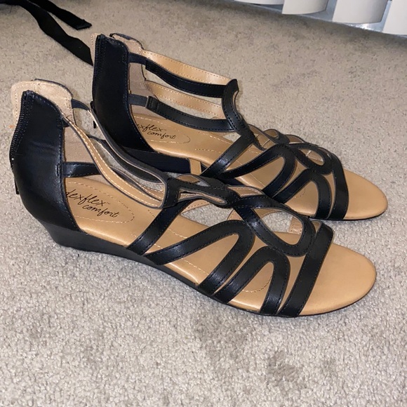 Small wedge sandal - Picture 1 of 1